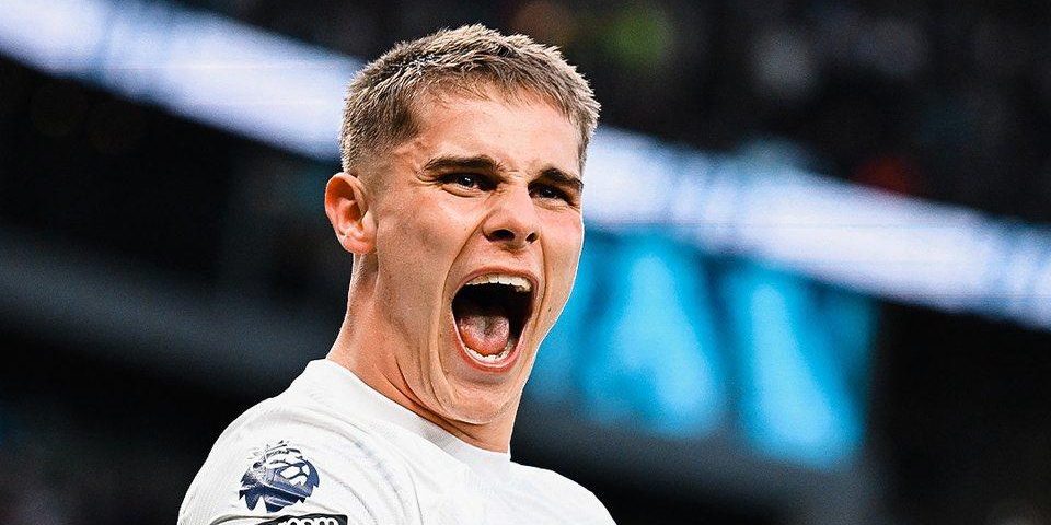 محاولة جادة من برشلونة لضم مدافع توتنهام