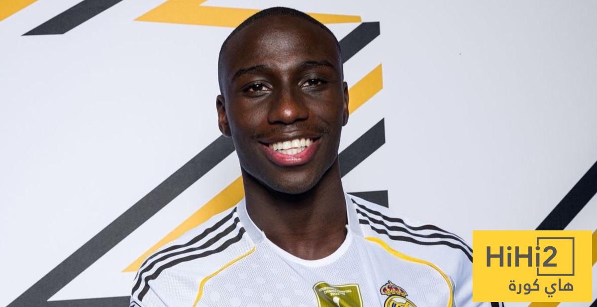 موقف ميندي من المشاركة أساسيًا أمام السيتي موقف ميندي من المشاركة أساسيًا أمام السيتي