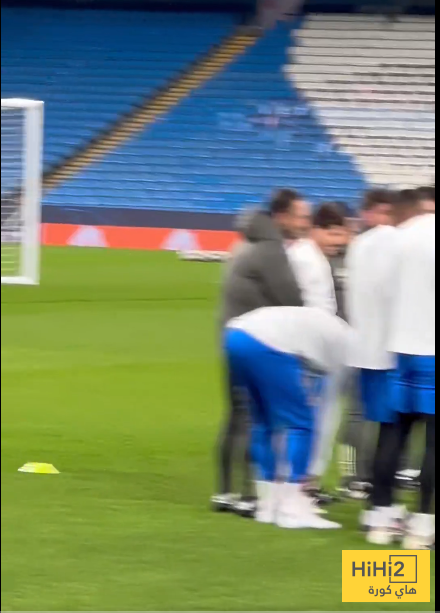 صور.. اربيلوا يرفض بدء التدريبات بدون مبابي 27