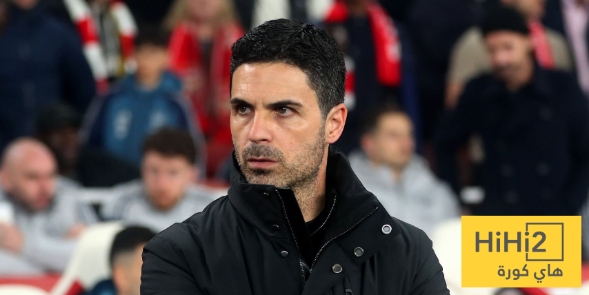 أرتيتا يشيد بدور إيزي الدفاعي