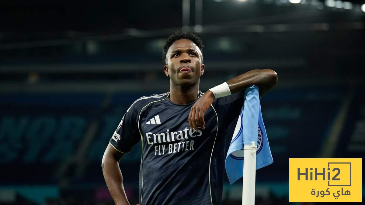 كل شيء يدور حول فينيسيوس!