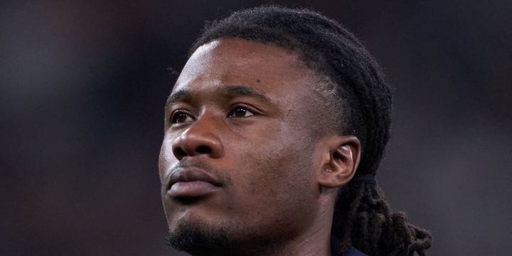 3 اندية مهتمة بضم كامافينغا