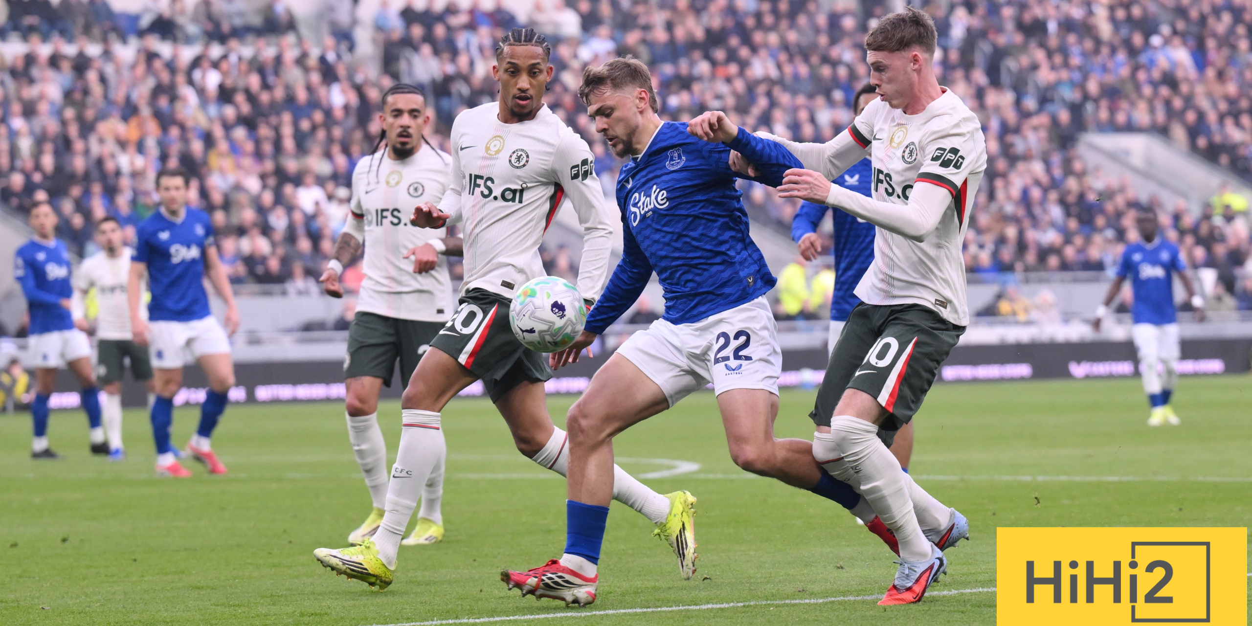 ايفرتون يسجل الهدف الاول امام تشيلسي