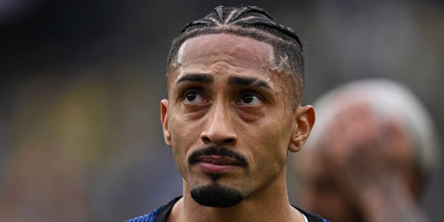 عاجل: مدة غياب رافينيا المتوقعة بعد الاصابة