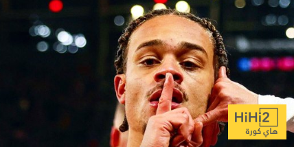 سبب رفض برشلونة لعودة سيمونز !