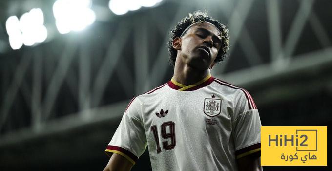 لامين يكسر القواعد ..!