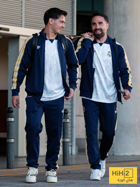 صور.. لاعبو ريال مدريد يتوجهون الى مايوركا 12 صور.. لاعبو ريال مدريد يتوجهون الى مايوركا 11