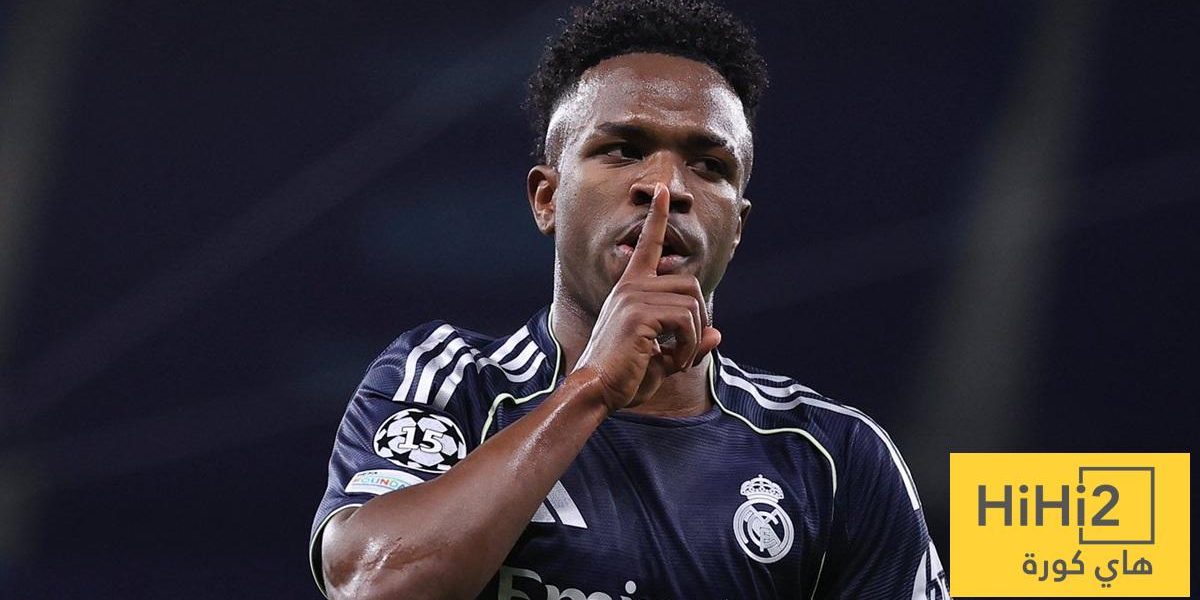 فينيسيوس: سأجدد عقدي مع ريال مدريد