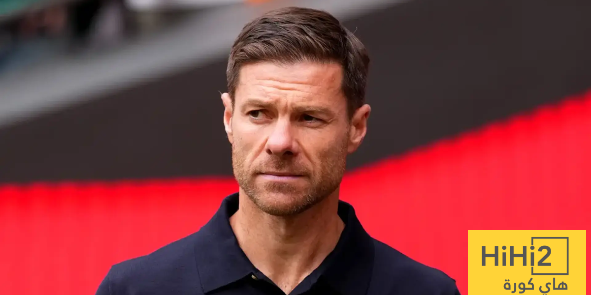 عملاق إنجليزي جديد ينافس ليفربول على تشابي ألونسو