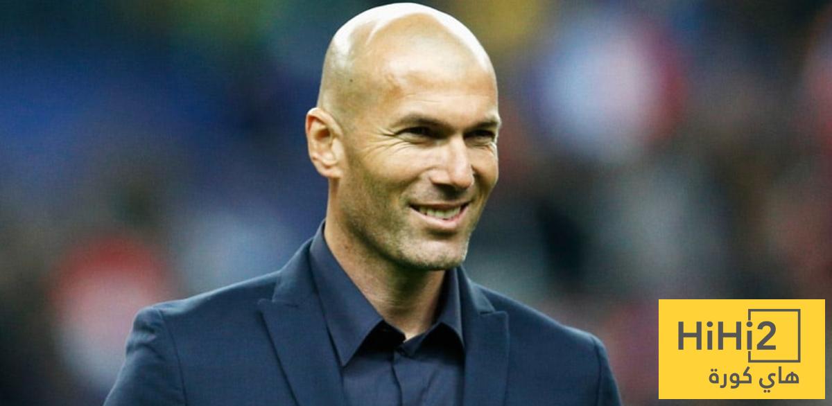 صورة .. زيدان يتابع مباراة ريال مدريد وبايرن ميونخ