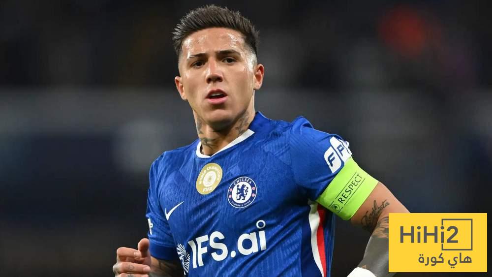 اجتماع سري بين بيريز ووكيل فيرنانديز