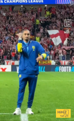 صور : ماذا فعل رافينيا لجمهور أتلتيكو بعد نهاية المباراة ؟ 1