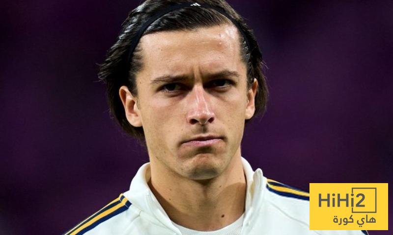 أول صيحات استهجان على كاريراس