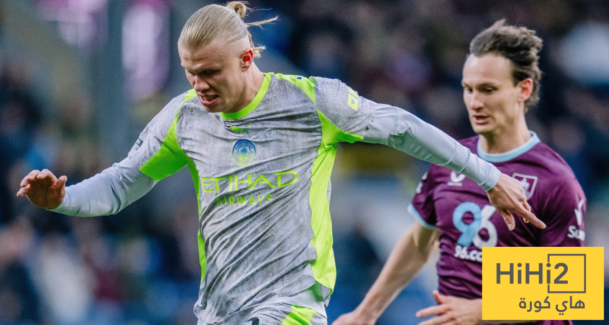 الفوز على بيرنلي يقود مانشستر سيتي لخطف الصدارة من أرسنال