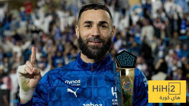 كريم بنزيما يجلد ريال مدريد الحالي 2 كريم بنزيما يجلد ريال مدريد الحالي 1