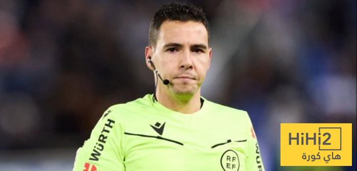 الكشف عن حكم مباراة برشلونة ضد خيتافي