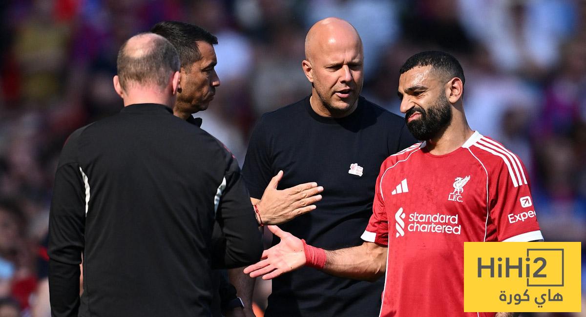 آرني سلوت يوجه رسالة غامضة إلى محمد صلاح !