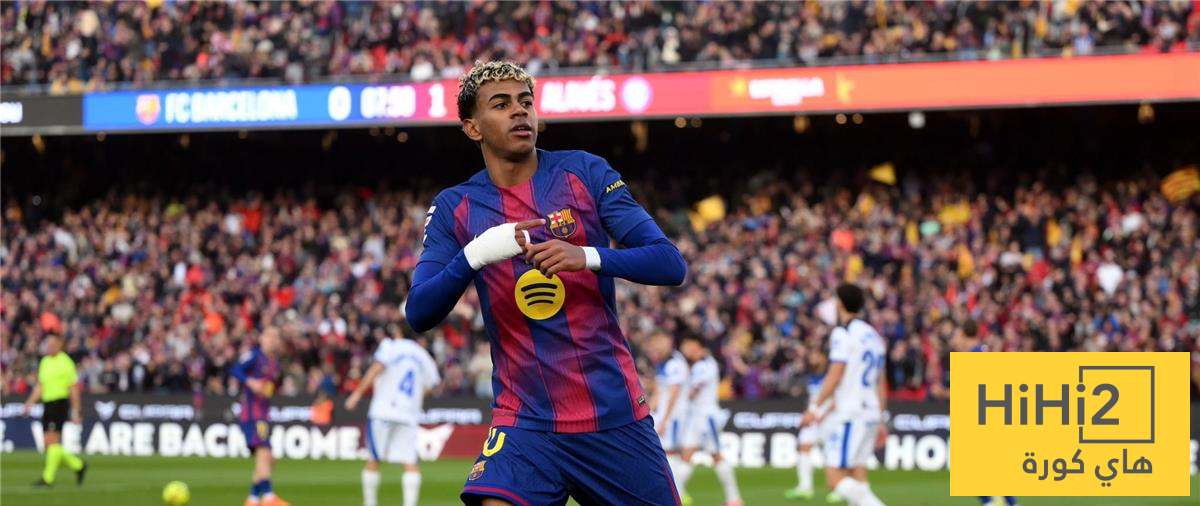 برشلونة يجمد صفقة ألفاريز بسبب لامين يامال