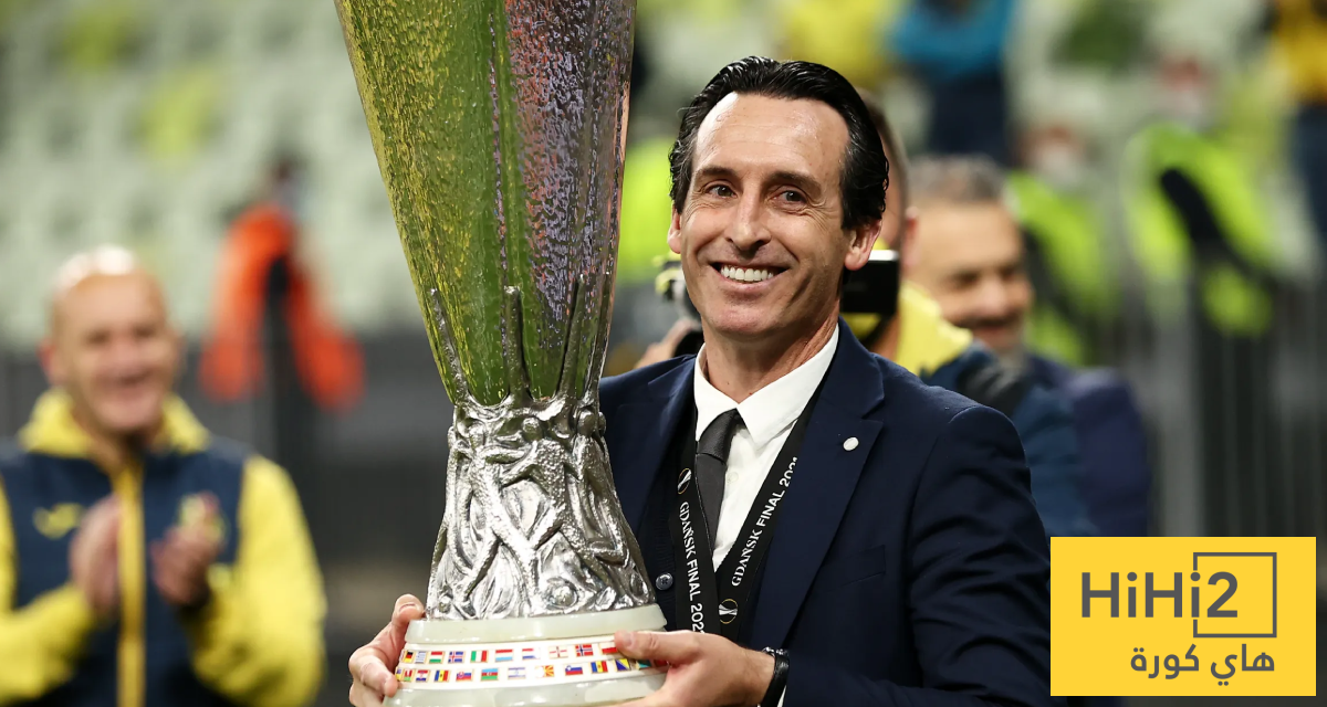 أوناي إيمري ملك الدوري الأوروبي