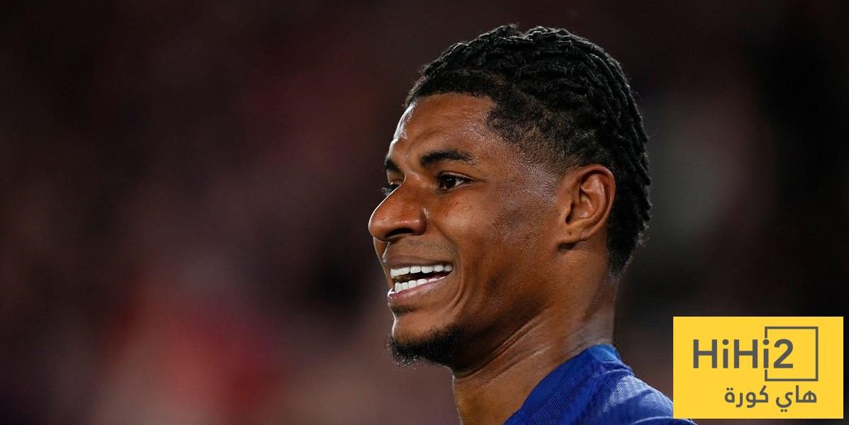 رأي إيفرا في بقاء راشفورد مع برشلونة