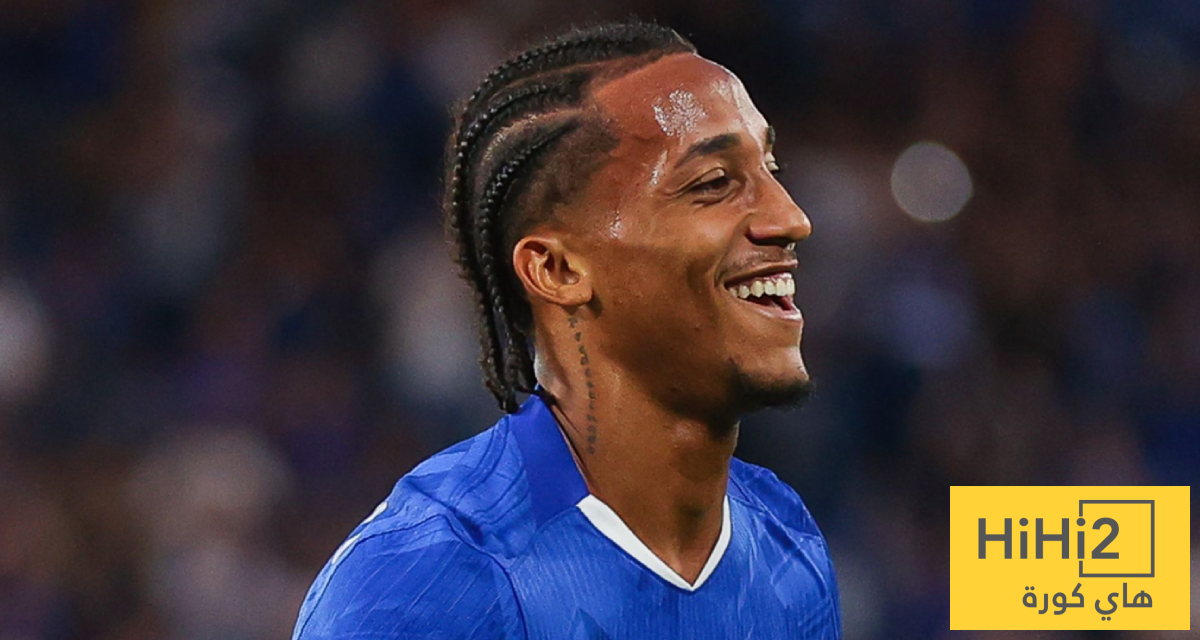 جواو بيدرو يغازل برشلونة