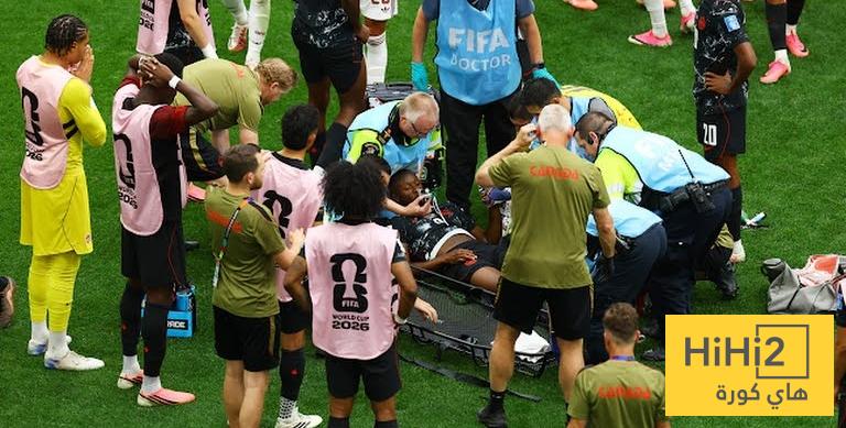 طرد ثانٍ ..  منتخب قطر بـ 9 لاعبين ضد كندا