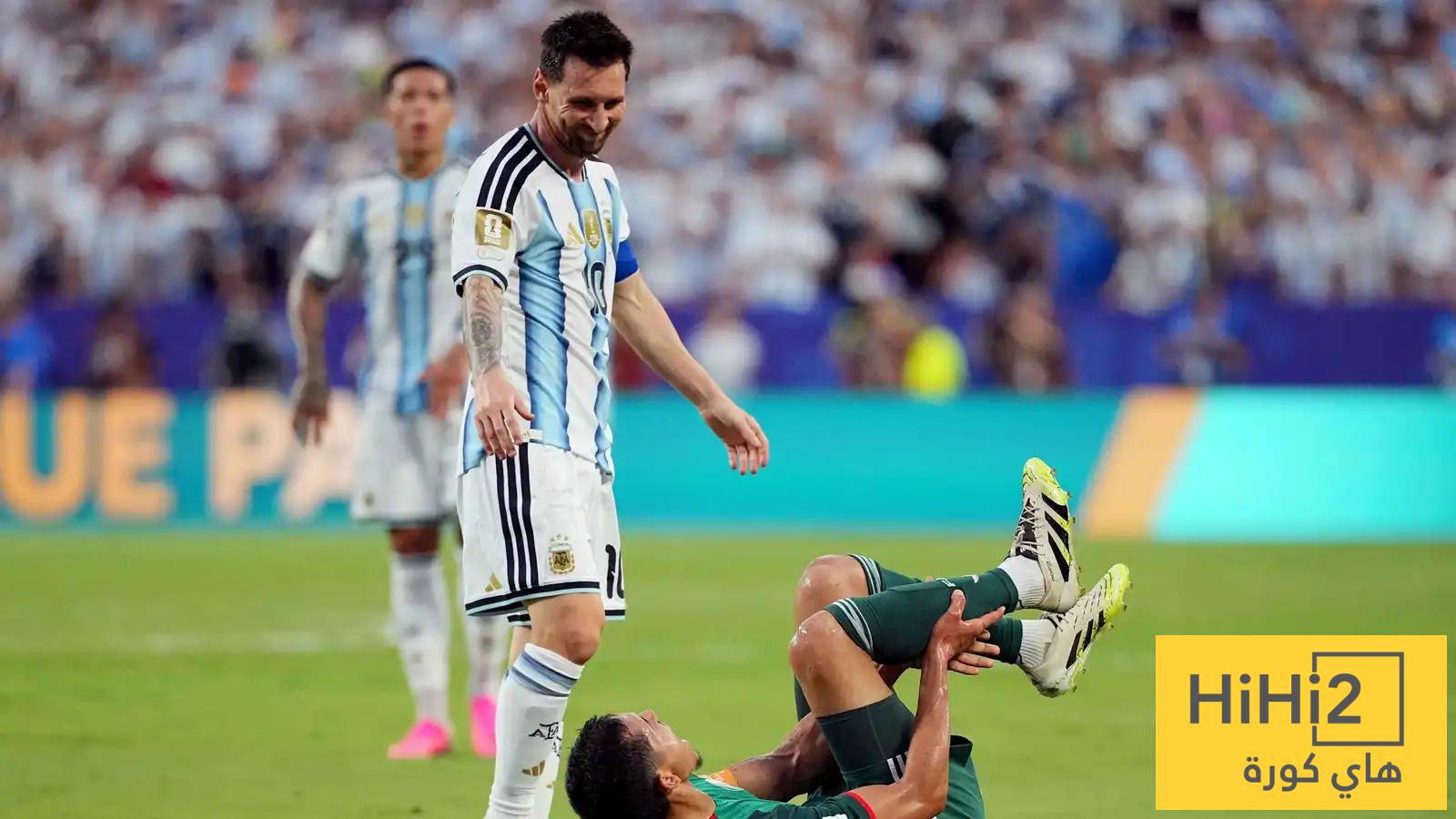 الصالح سبورت : الفيفا يفتح تحقيقًا في جدل عدم طرد ميسي أمام الجزائر