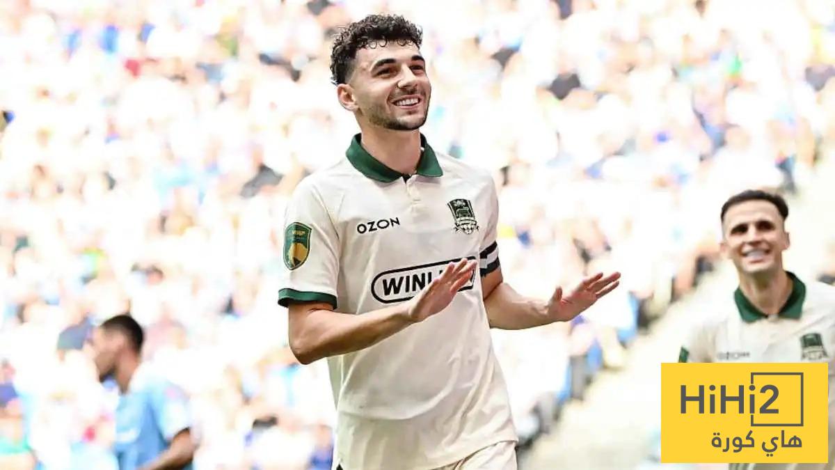 الأهلي السعودي يقترب من خطف هدف دورتموند