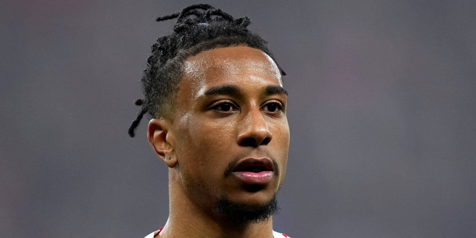 بيريز يخالف إدارة ريال مدريد في ملف أوليسي