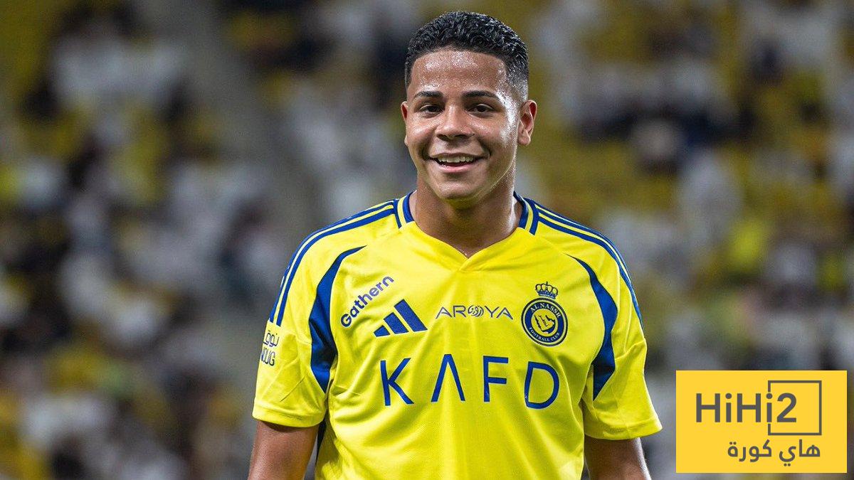 للهروب من دكة النصر.. محترف العالمي يغازل كورينثيانز!