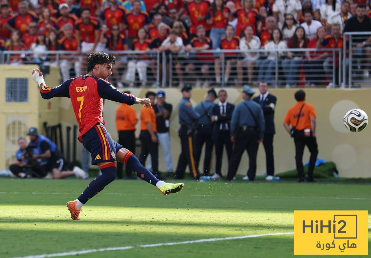 بطل إسبانيا يقترب من الرحيل عن برشلونة