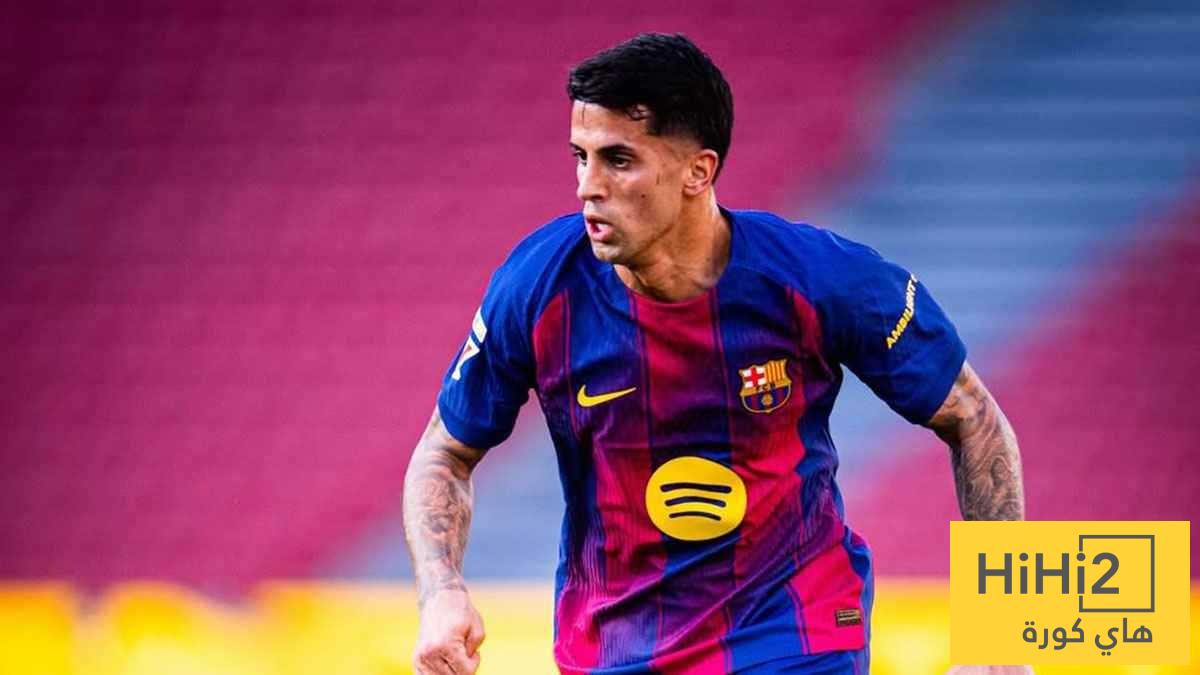 أول تحرك من برشلونة لإعادة كانسيلو إلى كامب نو
