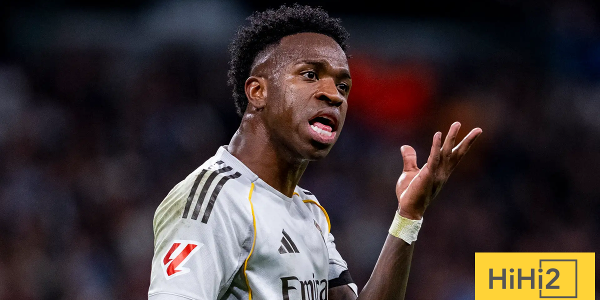 فينيسيوس يُبلغ مورينيو بموقفه بشأن مغادرة ريال مدريد