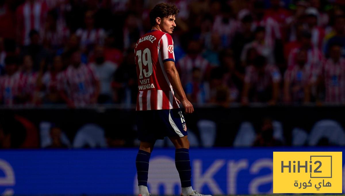 برشلونة يعمل على تسجيل ألفاريز في يناير