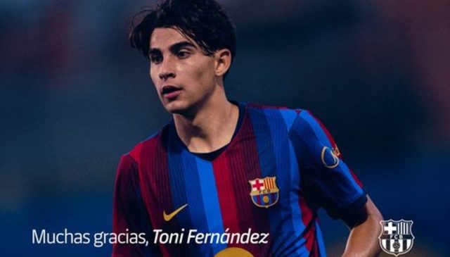 رسميا .. برشلونة يعلن انتقال لاعبه الى فينيسيا الايطالي