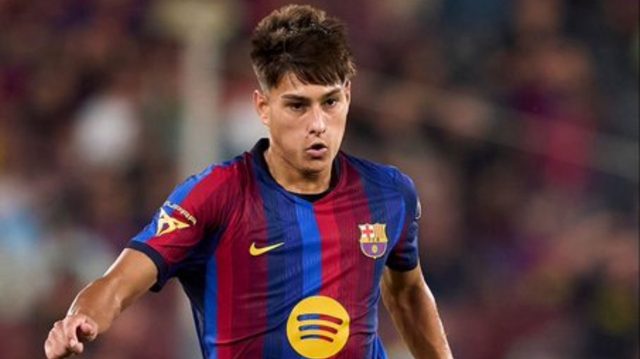 برشلونة يعمل على تسجيل فارينياس مع الفريق الأول