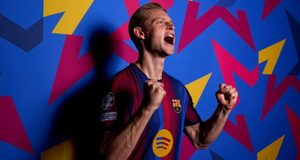 نبأ قد يزعج جماهير برشلونة يتعلق بـ دي يونغ