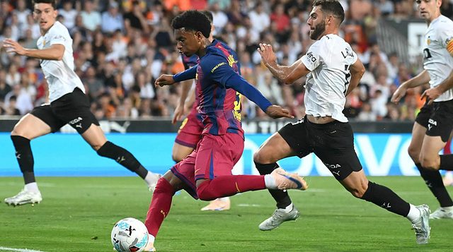 10 أرقام تاريخية تدعم برشلونة أمام فالنسيا في الدوري الإسباني