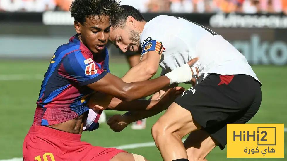 تقييم كارثي لحكم مباراة برشلونة وفالنسيا