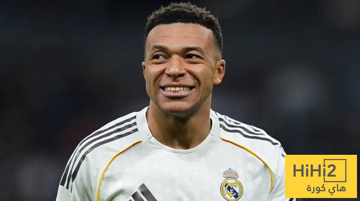استياء داخل ريال مدريد من حملة مبابي للفوز بالكرة الذهبية