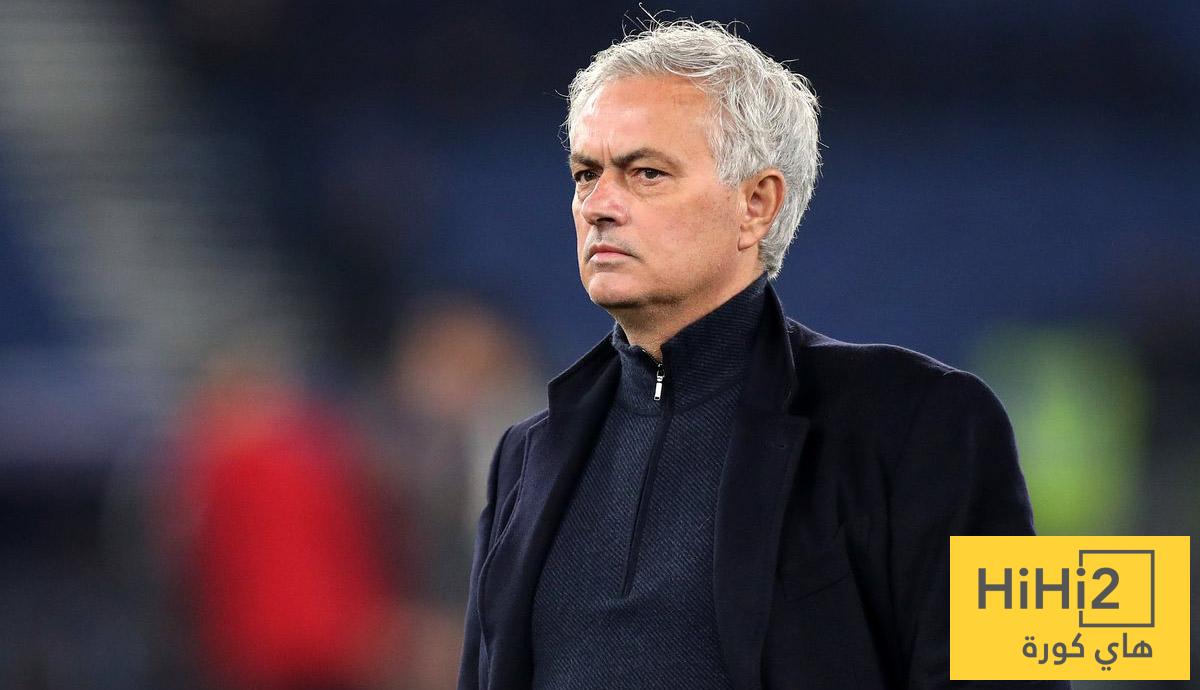 غرفة ملابس ريال مدريد تكشف مفاجأة: من أكثر لاعب تعرضًا للتوبيخ من مورينيو؟