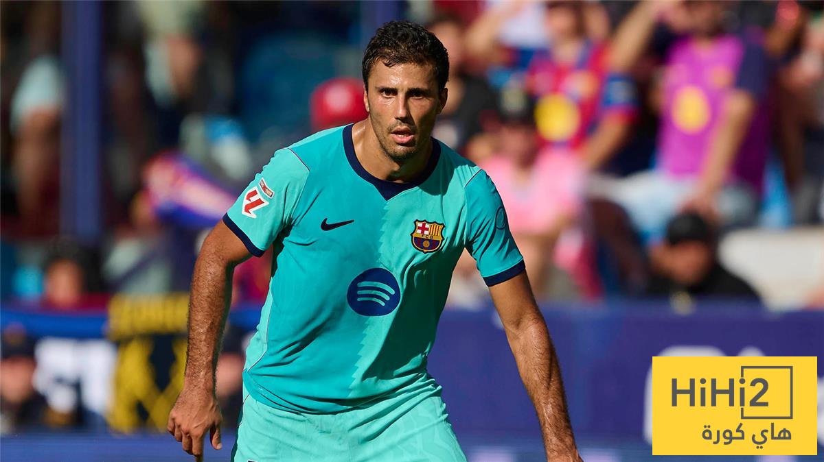 رودري يفتح باب برشلونة لنجم أتلتيكو مدريد